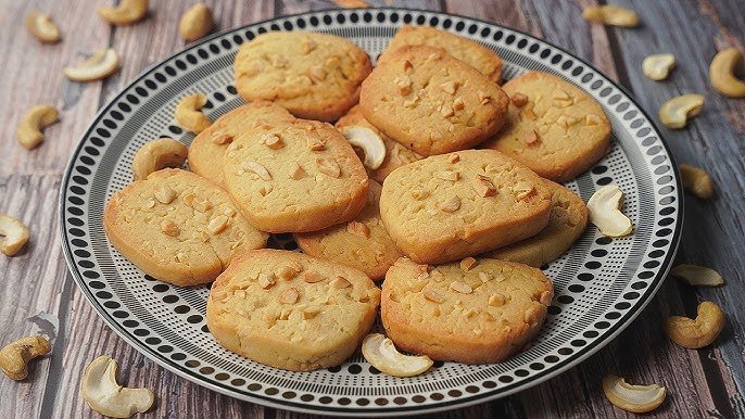 Besan Kaju Cookies